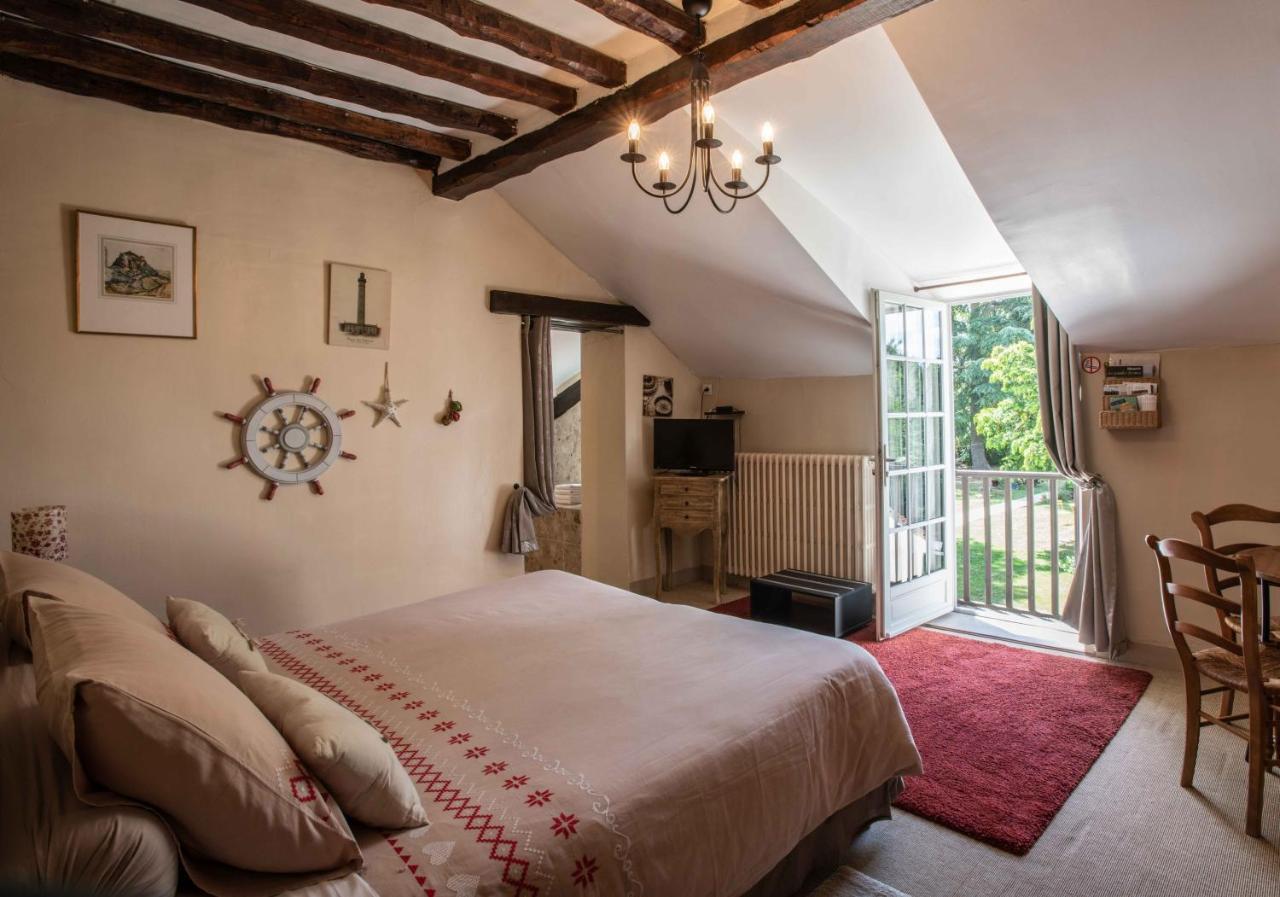 Les Pierres De Chevreuse Hotel Buitenkant foto