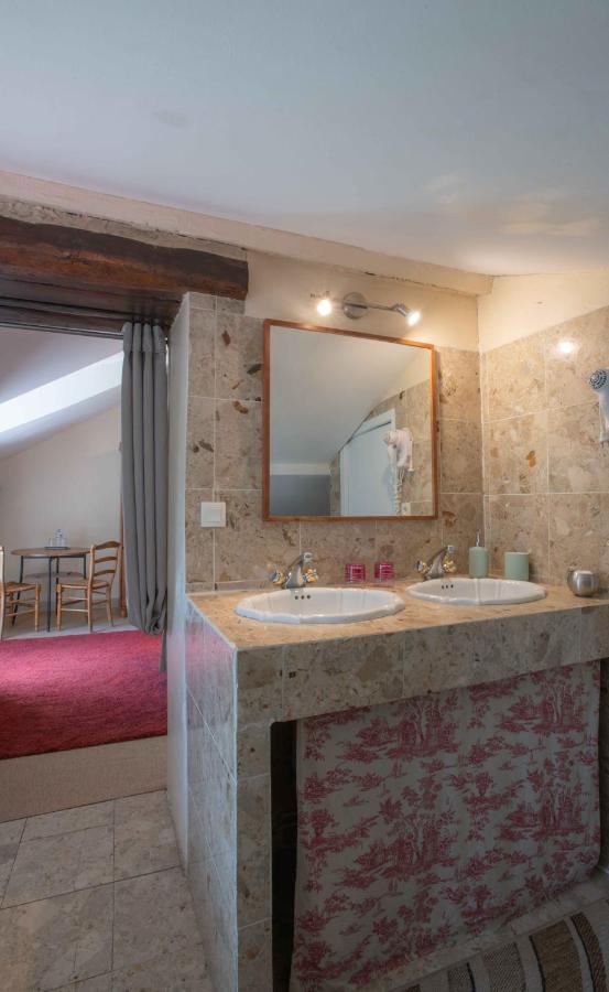Les Pierres De Chevreuse Hotel Buitenkant foto