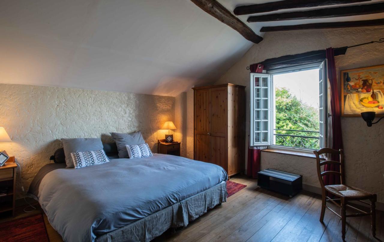 Les Pierres De Chevreuse Hotel Buitenkant foto