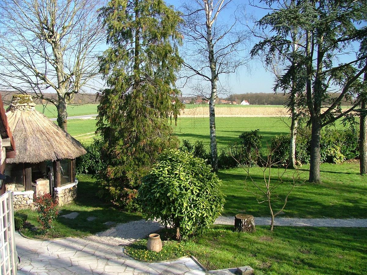Les Pierres De Chevreuse Hotel Buitenkant foto
